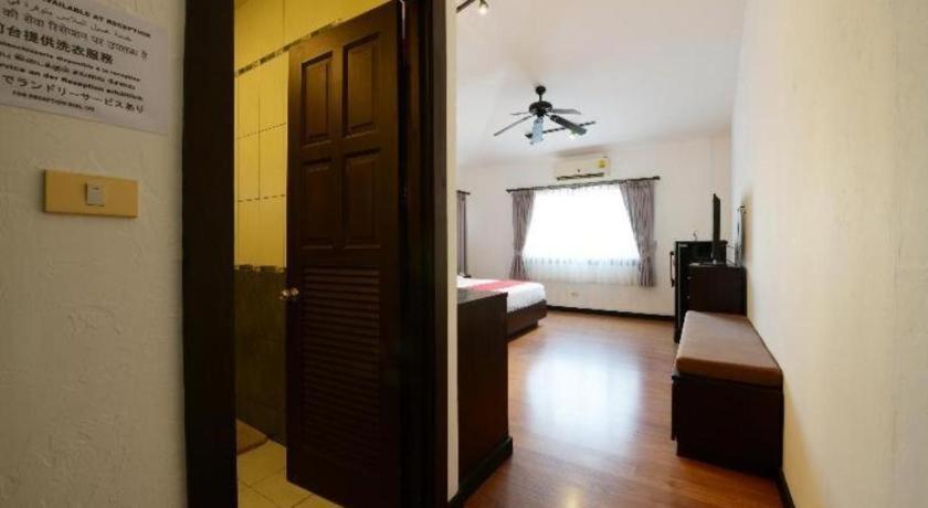 Oyo 520 Pattaya Cantina Экстерьер фото